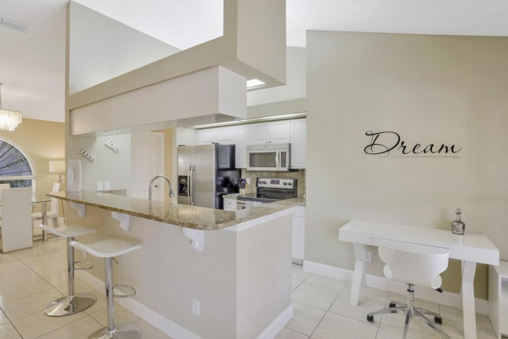 Villa Valmora Cape Coral Eksteriør bilde